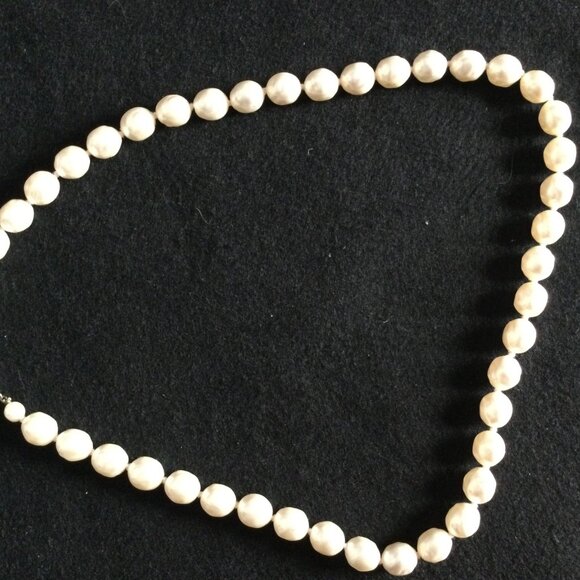 26" women's necklace big beads white handmade reused beads - Picture 2 of 4